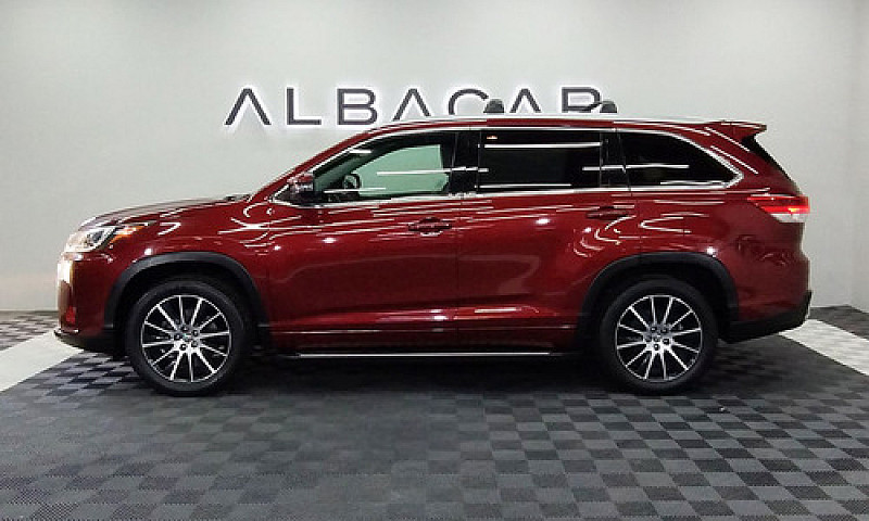 Toyota Highlander 3....