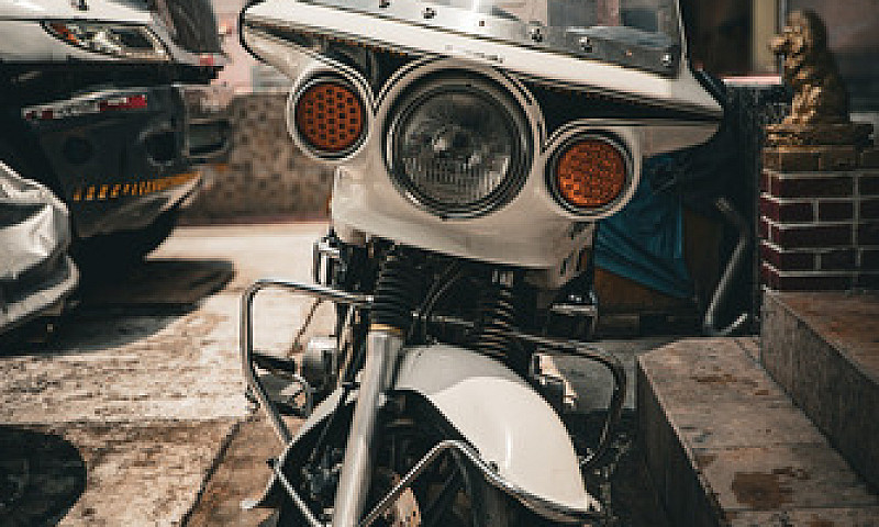 Kawasaki Police 1000...