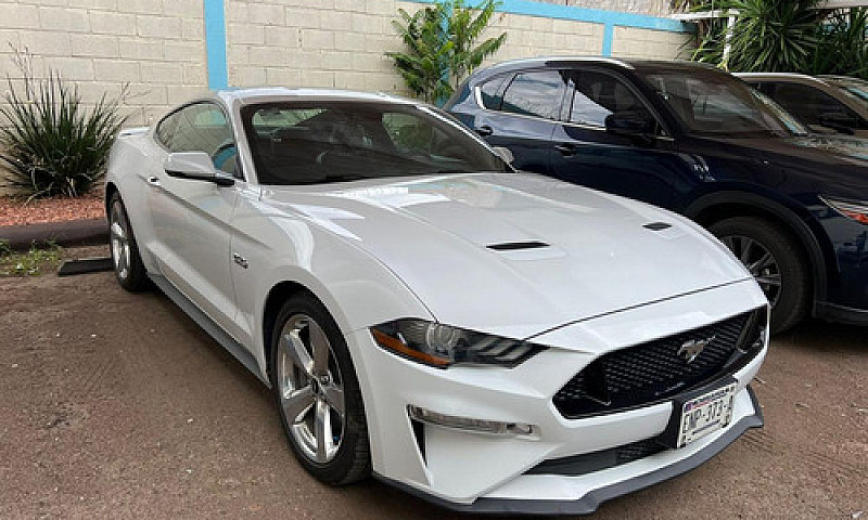 Ford Mustang 5.0L Gt...