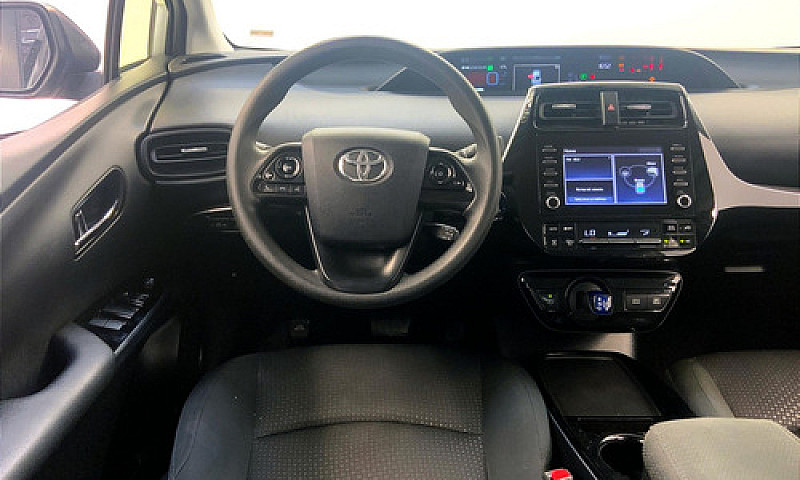 Toyota Prius 2020...