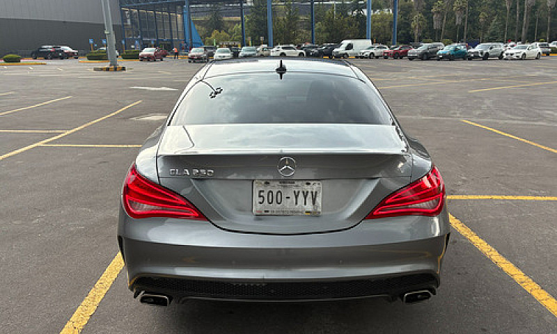 Mercedes-Benz Clase ...