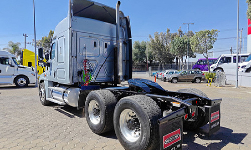 Freightliner Cascadi...