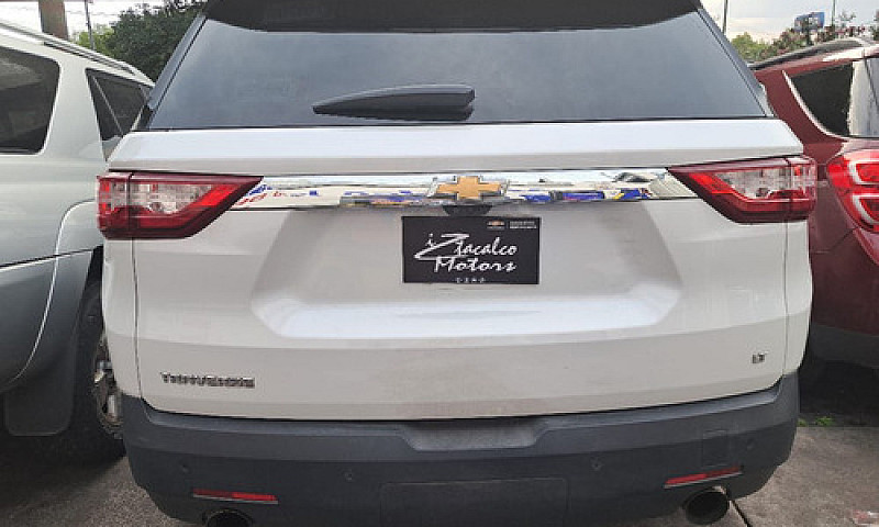 Chevrolet Traverse 2...