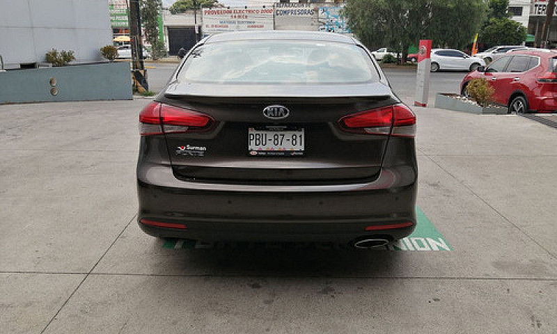 Kia Forte 2017 2.0 S...