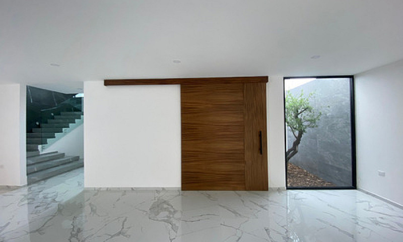 Moderna Casa En Vent...