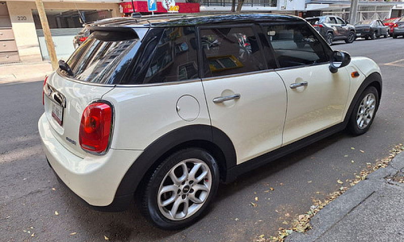 Mini Cooper 1.5 Salt...