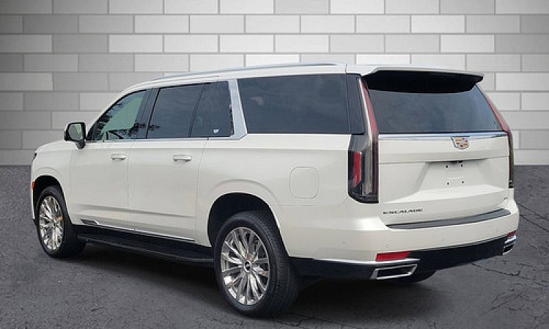Cadillac Escalade 6....