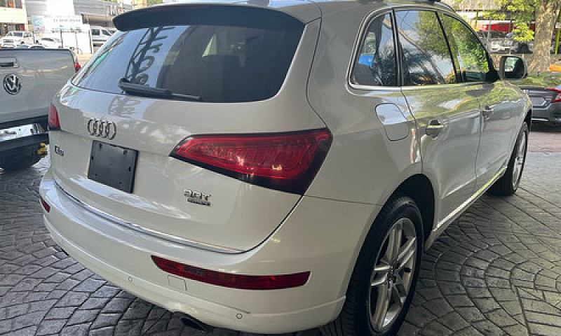 Audi Q5 2015...