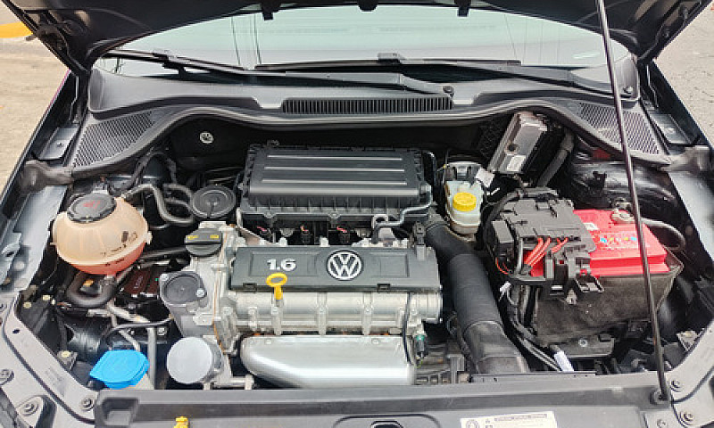 Volkswagen Vento 1.6...