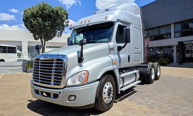 Freightliner Cascadi...