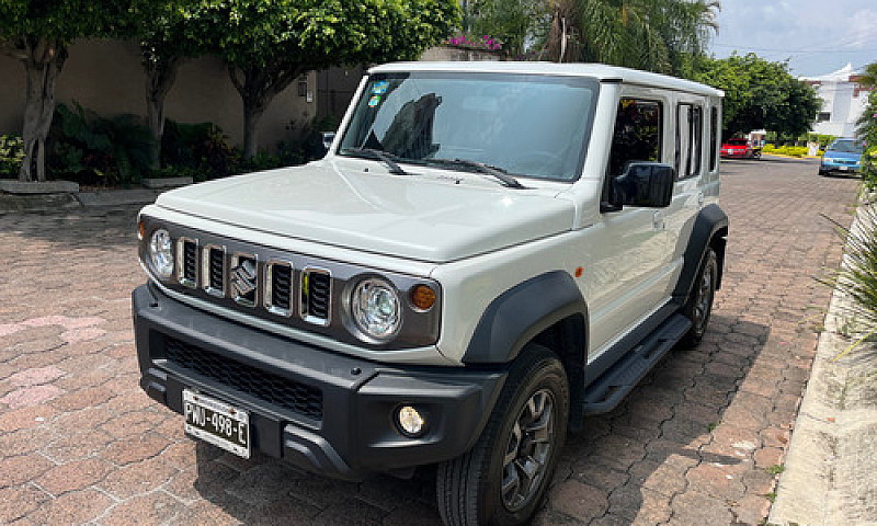 Suzuki Jimny 1.5 Glx...