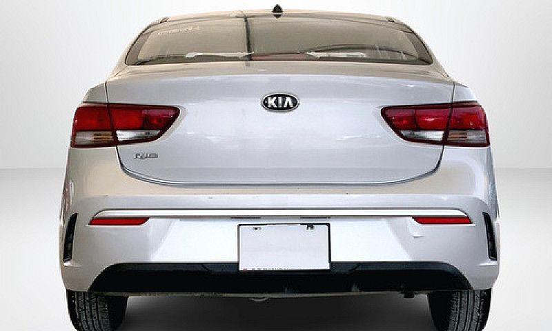 Kia Rio 2021...