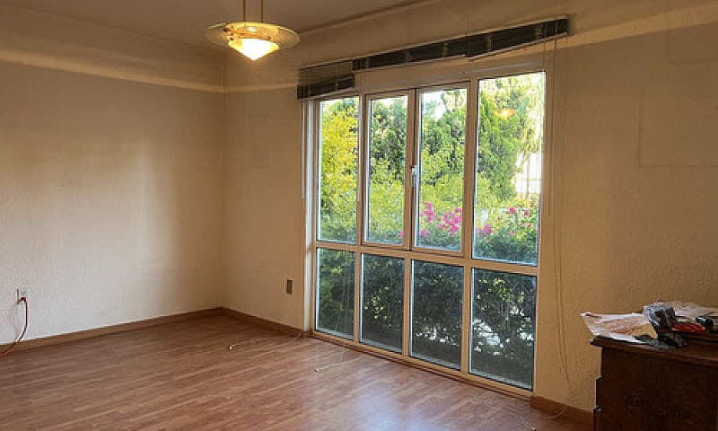 Casa En Venta En Lom...