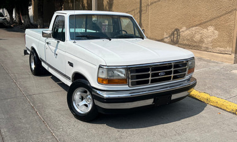 Ford F-250 Xlt...
