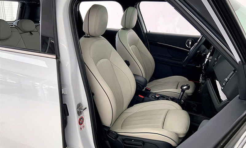 Mini Cooper Countrym...