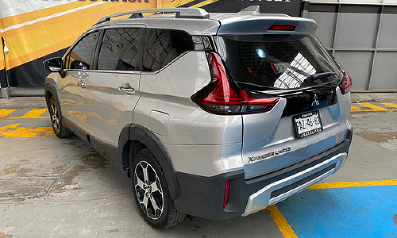 Mitsubishi Outlander...