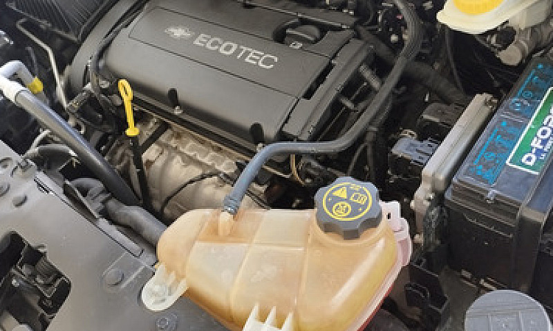 Chevrolet Sonic 1.6 ...