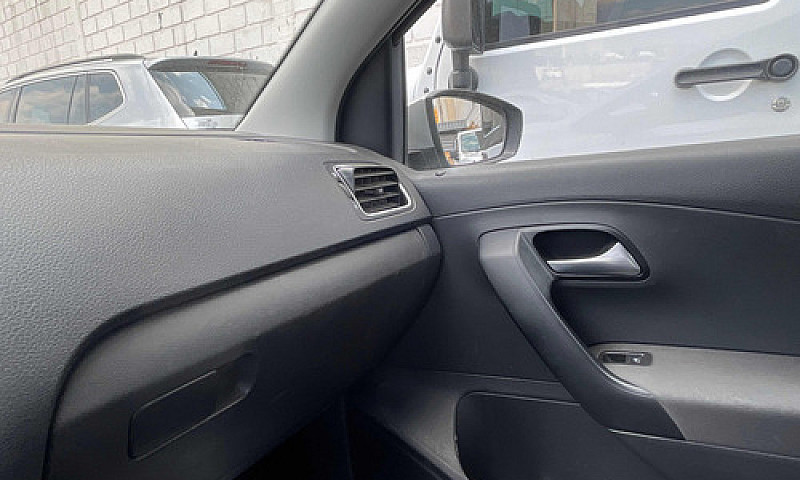 Volkswagen Polo Comf...