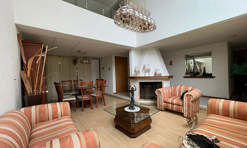 Casa En Venta En Lom...