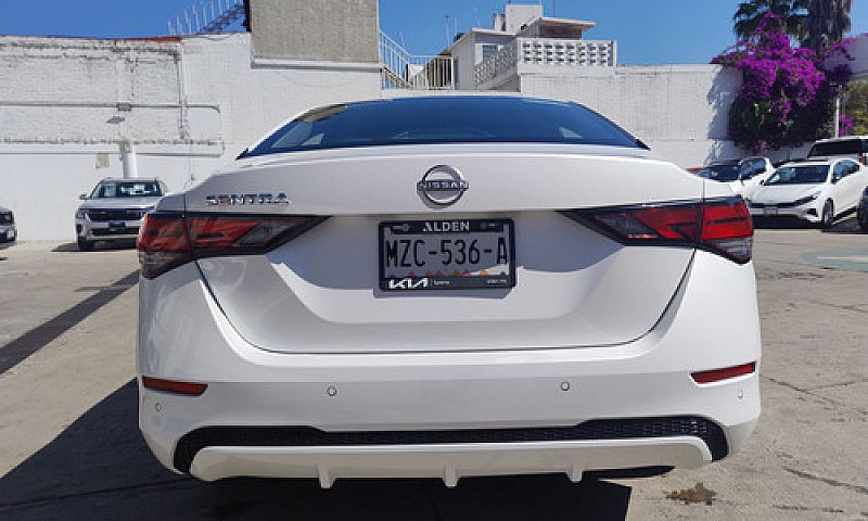 Nissan Sentra 2024...
