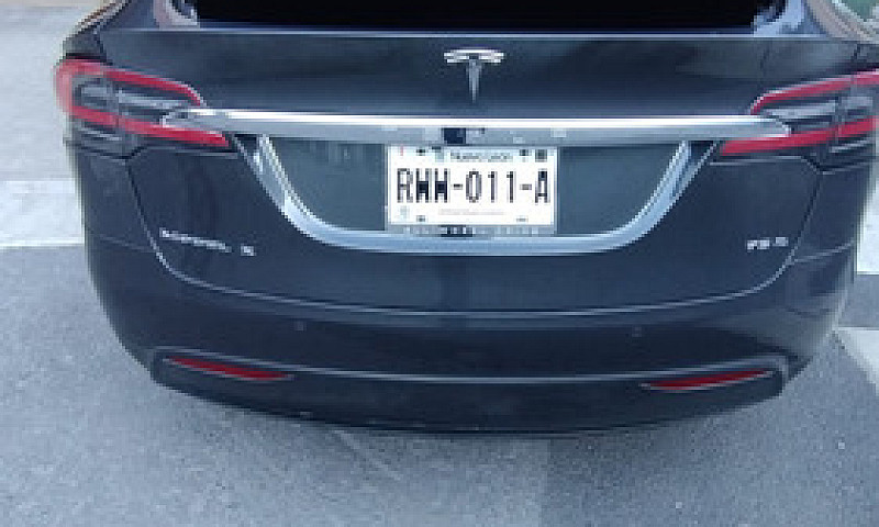 Tesla X 75D, 88,809K...
