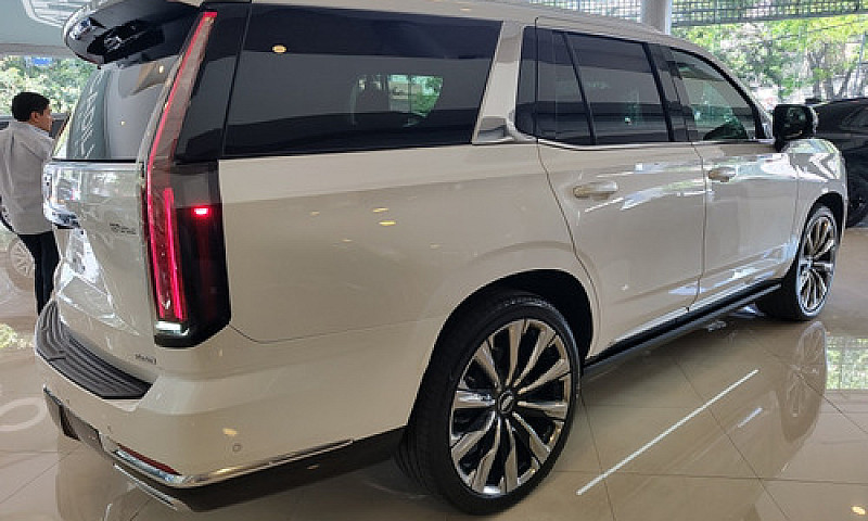 Escalade Suv Premium...