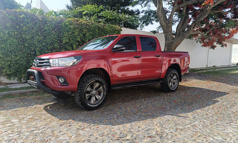 Toyota Hilux 2.7 Cab...