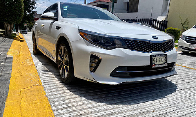 Kia Optima 2.0 L Tur...