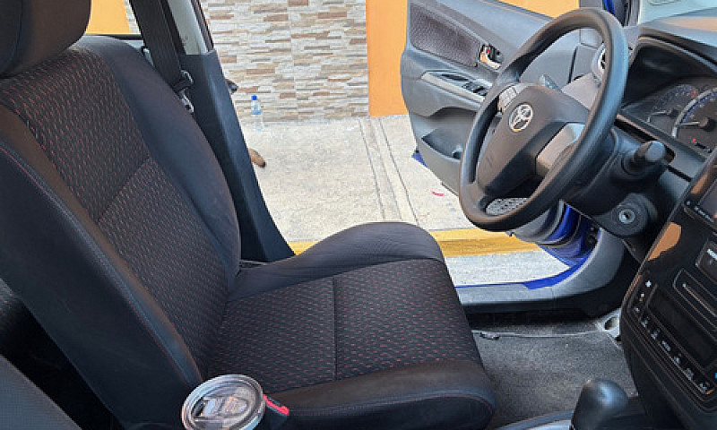 Toyota Avanza 1.5 Xl...