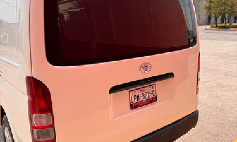 Toyota Hiace Panel S...