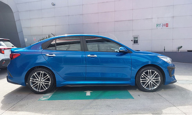 Kia Rio 2021...