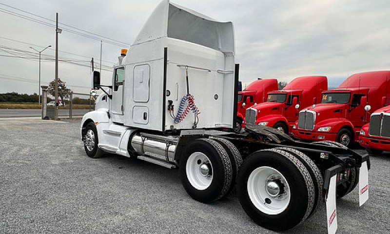Kenworth T660 Aeroca...