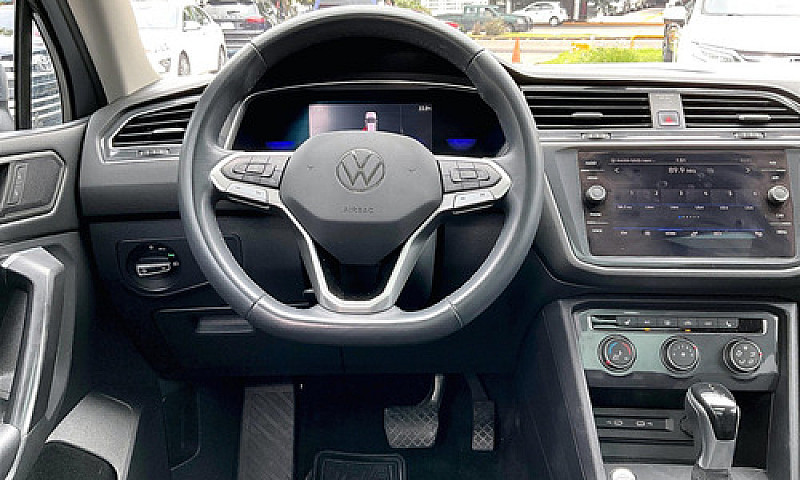 Volkswagen Tiguan 20...