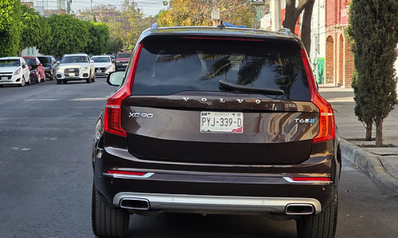 Volvo Xc90 2.0 T6 Mo...