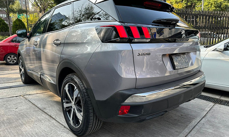 Peugeot 3008 2018...