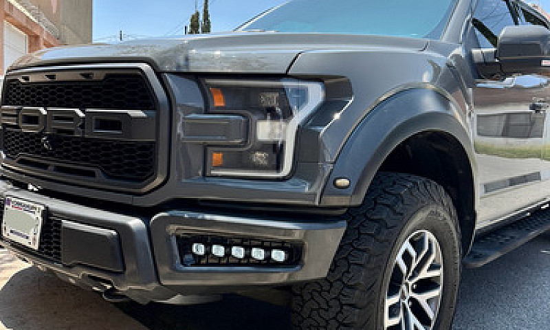 Ford F150 Raptor 201...