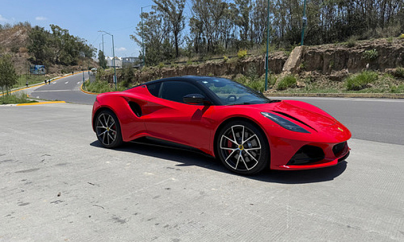 Lotus Emira...