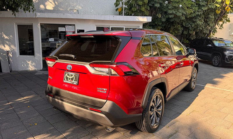 Toyota Rav4 2023...