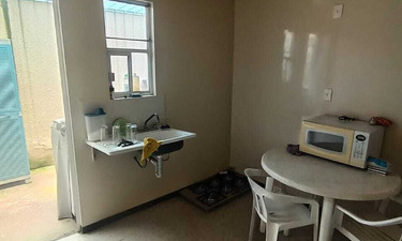 Casa En Venta, Héroe...