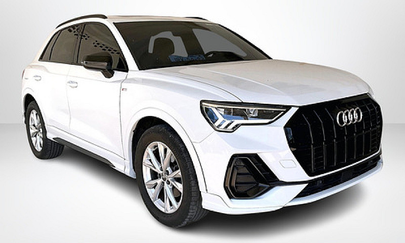 Audi Q3 2020...