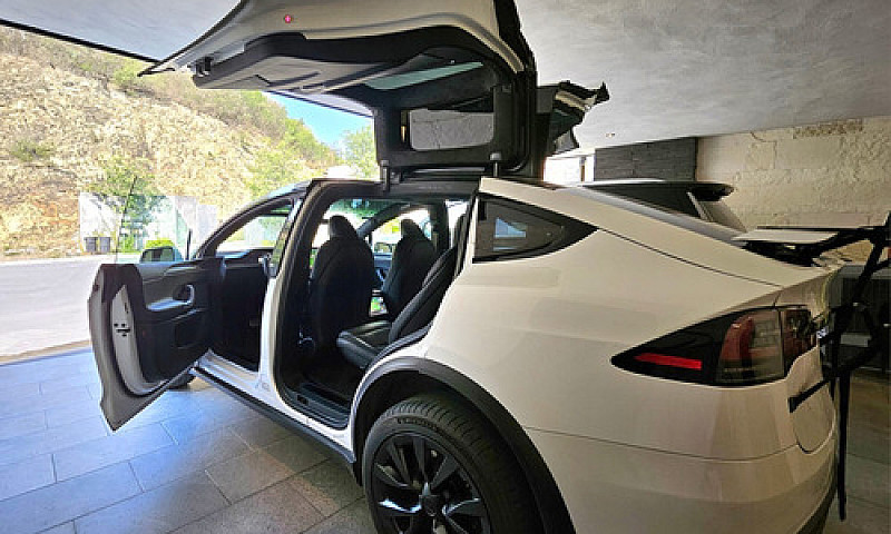 Tesla X 2023 Mayor A...