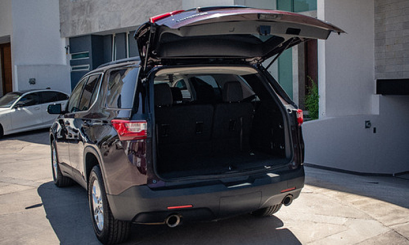 Chevrolet Traverse 3...