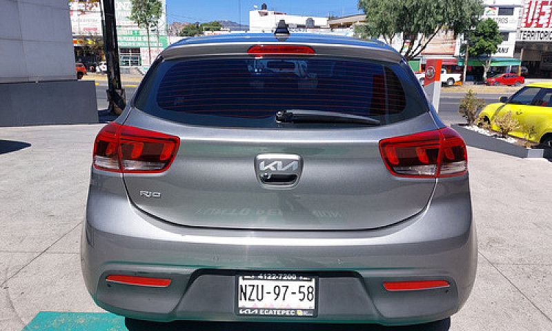 Kia Rio 2022...