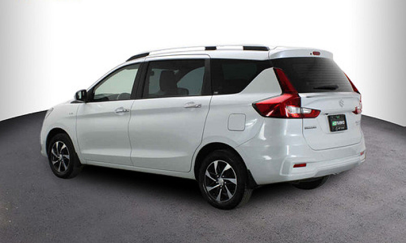 Suzuki Ertiga 2023...