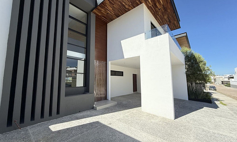Casa Ferrara - La Vi...