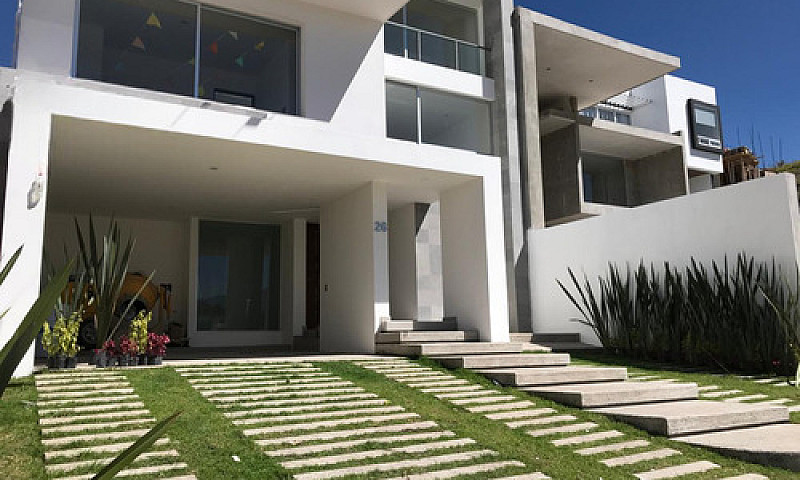 Hermosa Casa  Estilo...