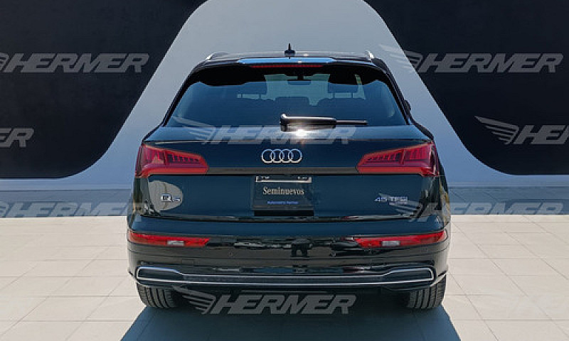 Audi Q5 2019 5P S Li...