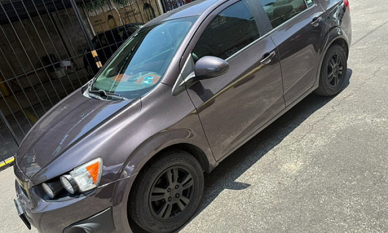 Chevrolet Sonic 1.6 ...