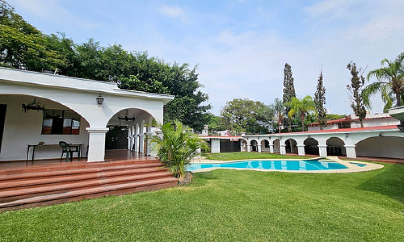 Casa Sola En Venta E...