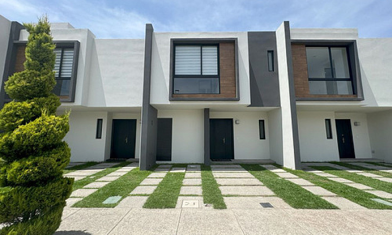 Casa En Venta Por Vi...